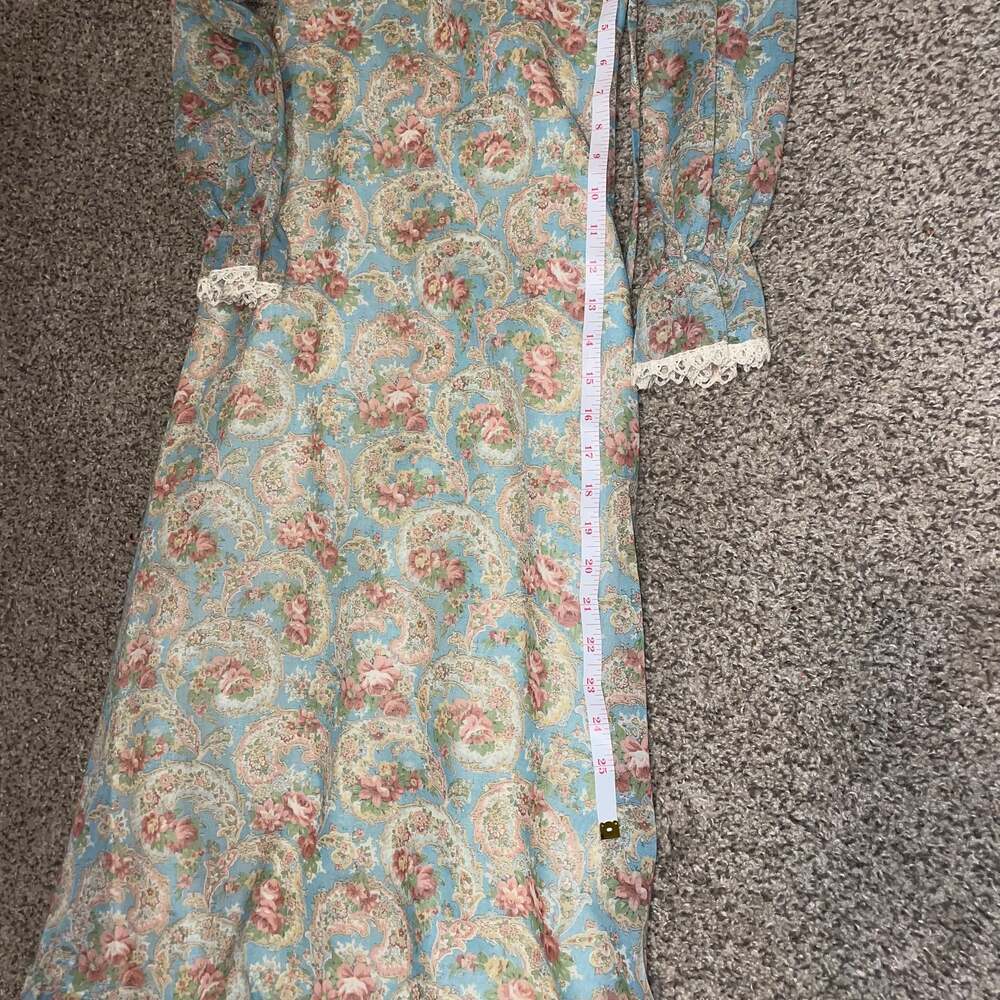 Vintage 1970s Gunne style Romantic Dress with Victorian Floral Print - Picture 5 of 15